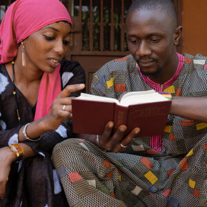 Man and woman reading